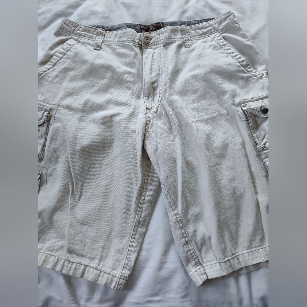 Iron Jeans Men's Khaki Cargo Shorts. Size 36 Waist. 12" Inseam.